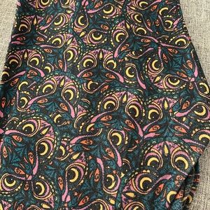 LAST CHANCE! Lularoe Tall and Curvy Leggings